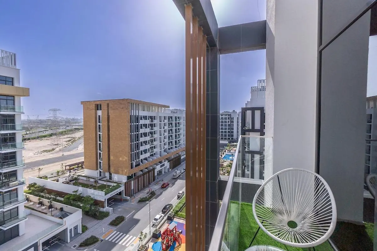 Elegant 1-Bedroom Perfect For 4 At Azizi Riviera In Meydan One Dubai