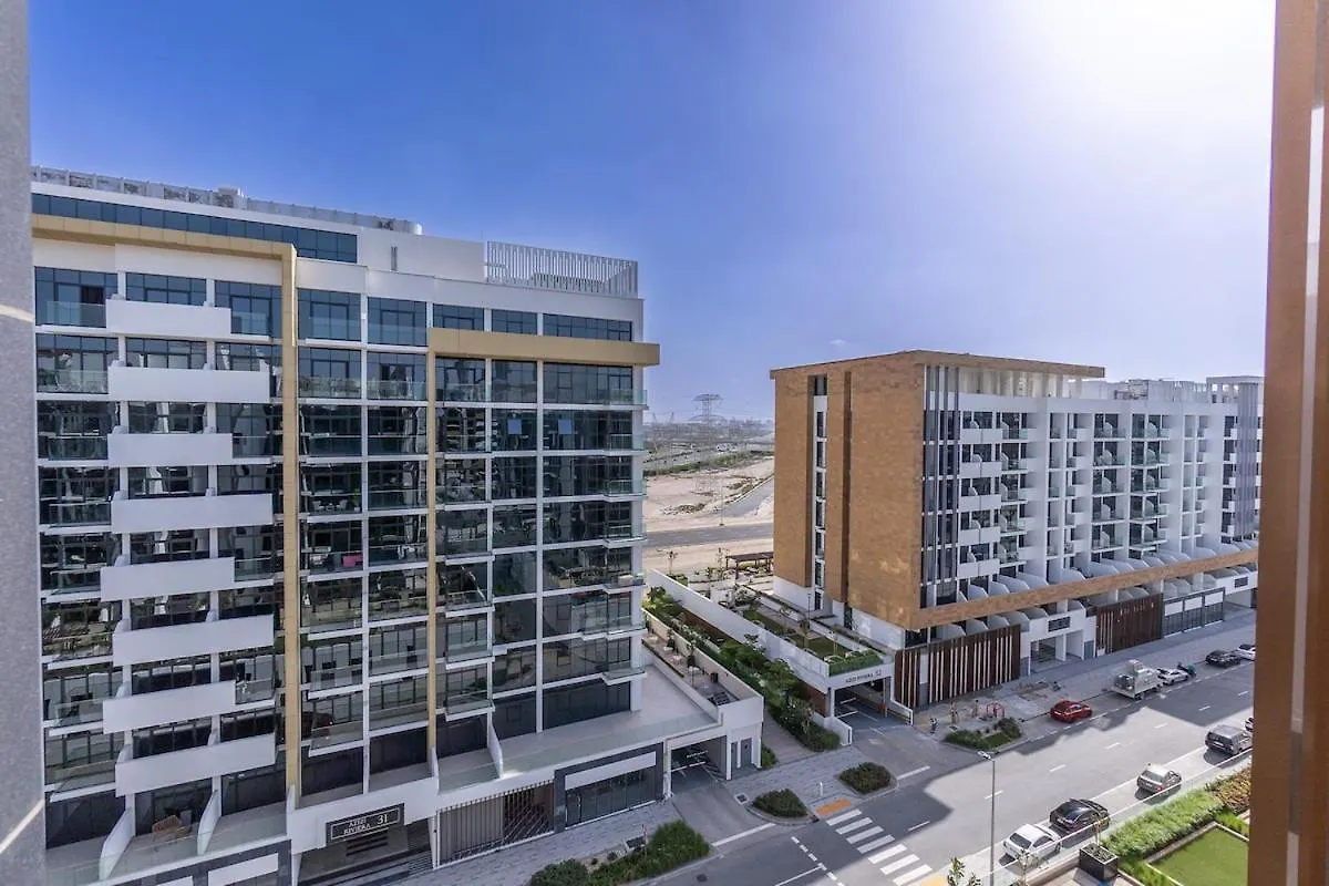 Apartment Elegant 1-Bedroom Perfect For 4 At Azizi Riviera In Meydan One Dubai