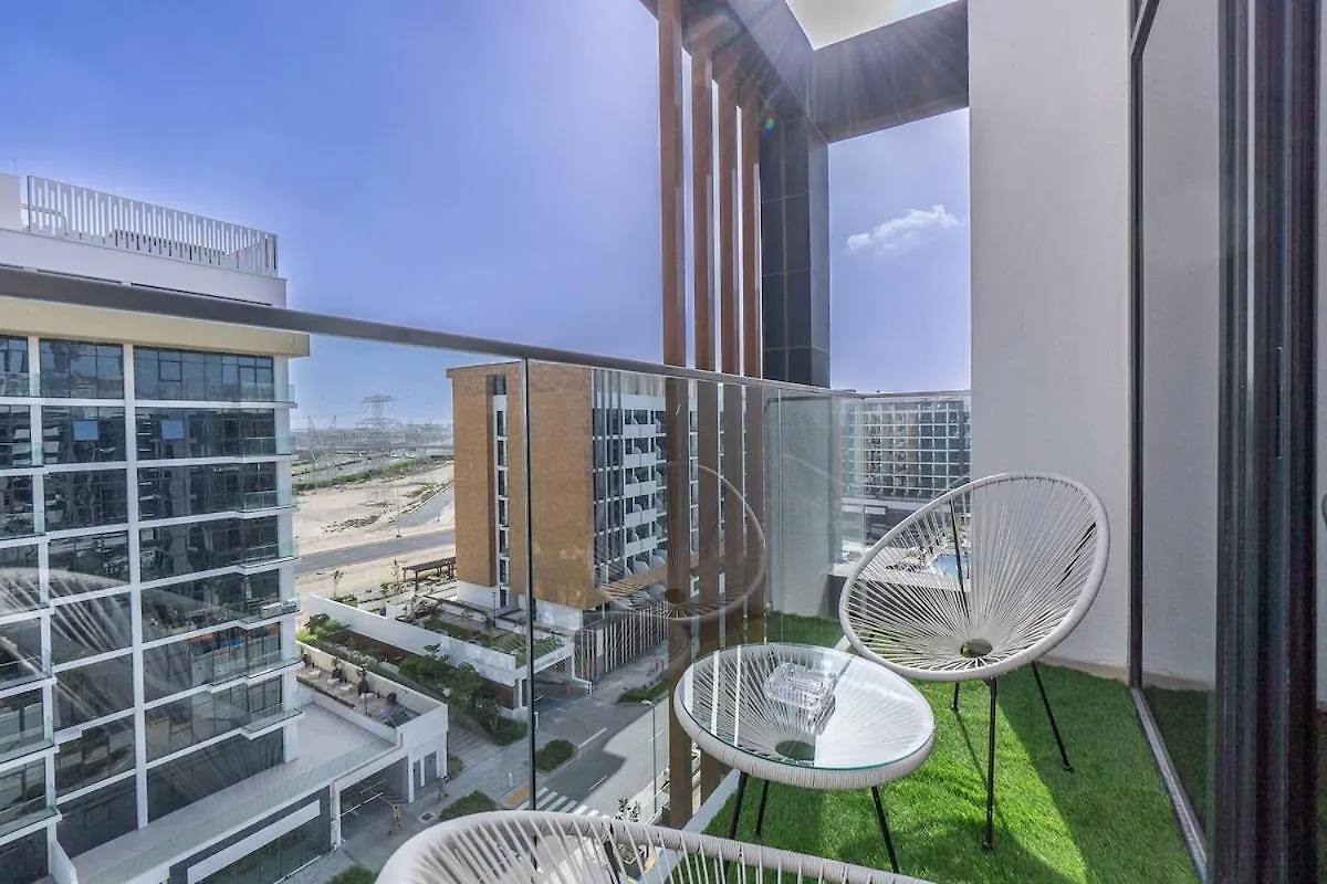 Elegant 1-Bedroom Perfect For 4 At Azizi Riviera In Meydan One Dubai Apartment