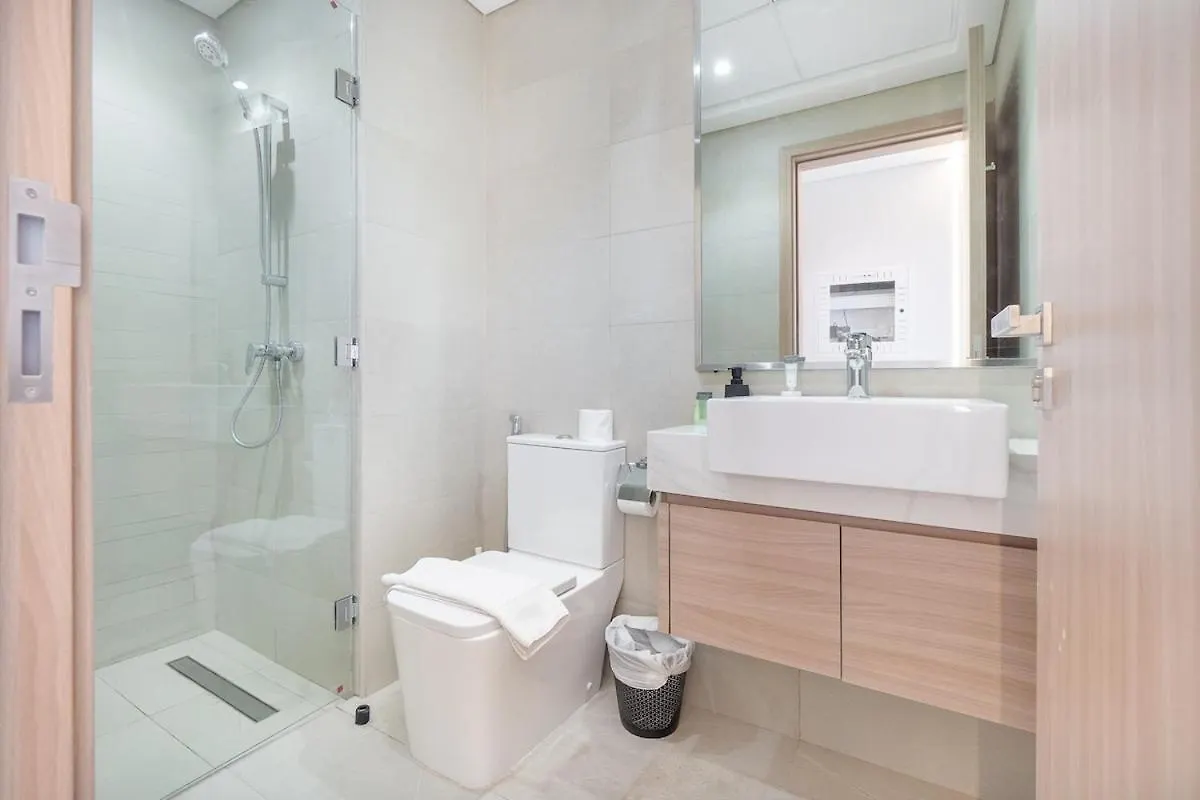 Elegant 1-Bedroom Perfect For 4 At Azizi Riviera In Meydan One Dubai United Arab Emirates
