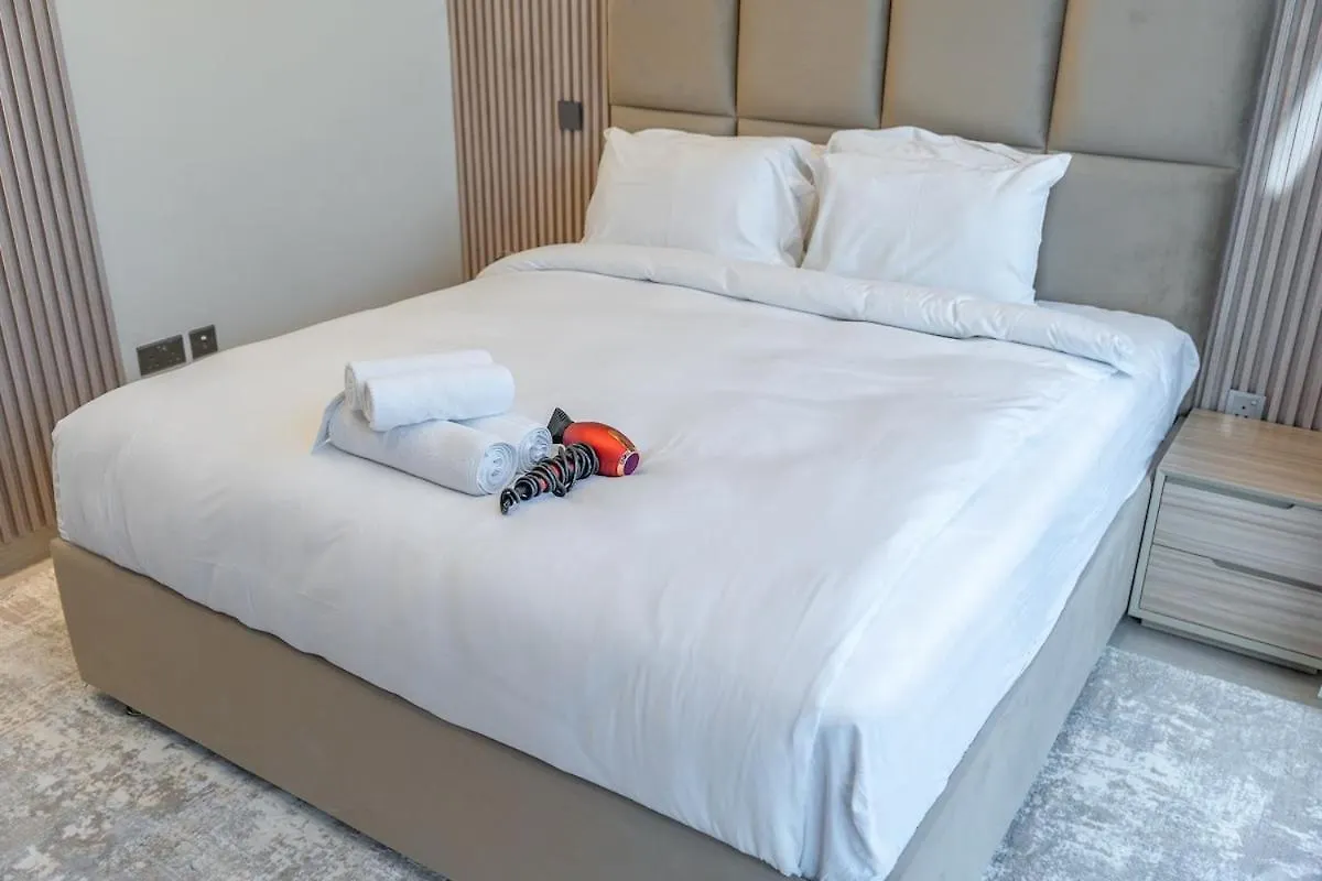 Elegant 1-Bedroom Perfect For 4 At Azizi Riviera In Meydan One Dubai 0*,  United Arab Emirates