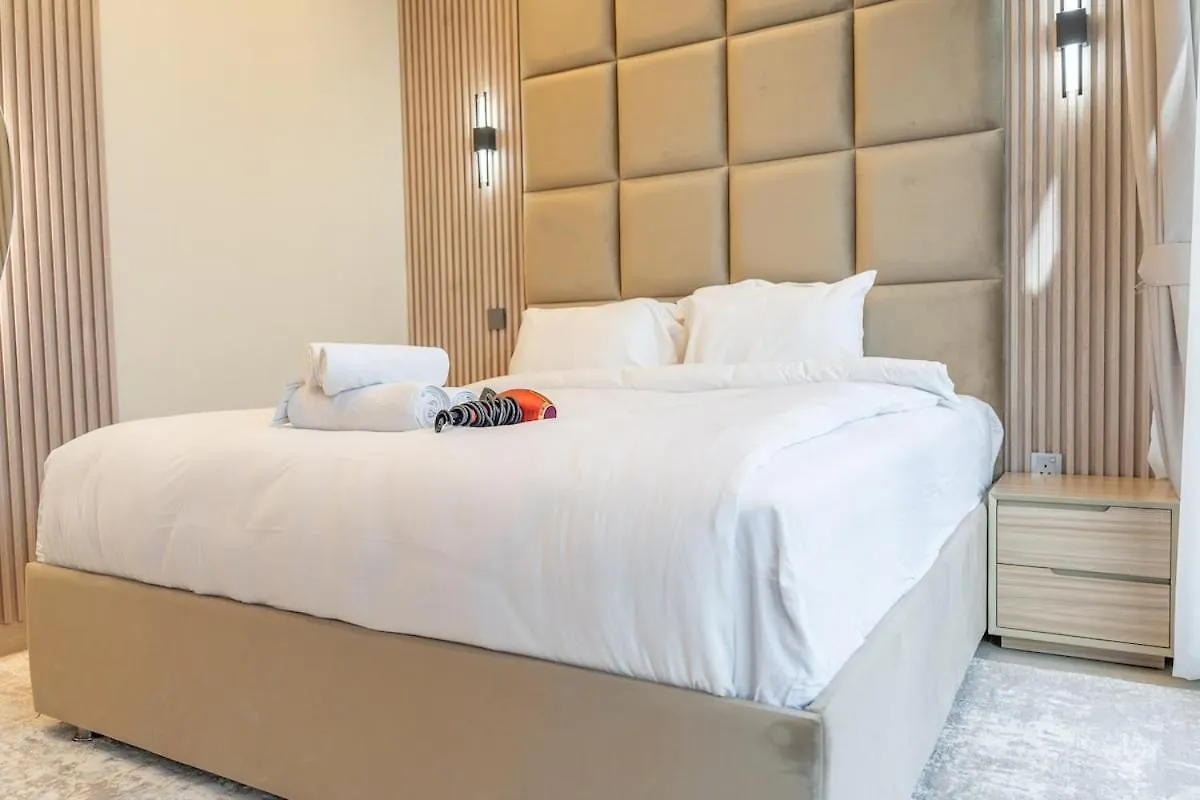 Elegant 1-Bedroom Perfect For 4 At Azizi Riviera In Meydan One Dubai