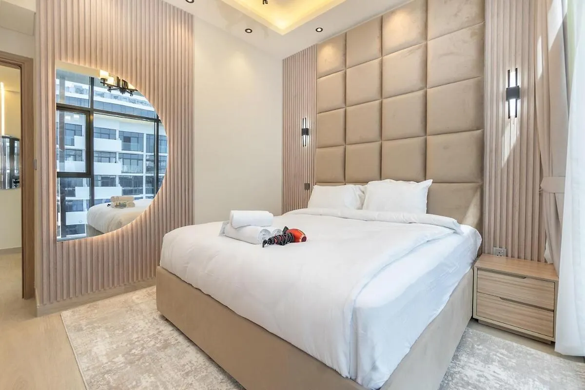 Elegant 1-Bedroom Perfect For 4 At Azizi Riviera In Meydan One Dubai 0*,  United Arab Emirates