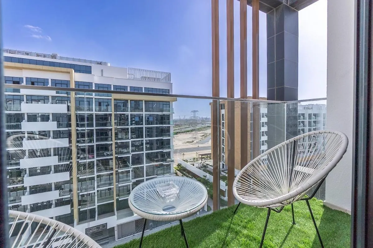 Apartment Elegant 1-Bedroom Perfect For 4 At Azizi Riviera In Meydan One Dubai United Arab Emirates