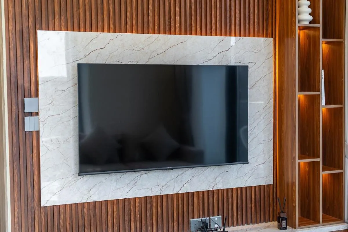 Elegant 1-Bedroom Perfect For 4 At Azizi Riviera In Meydan One Dubai United Arab Emirates