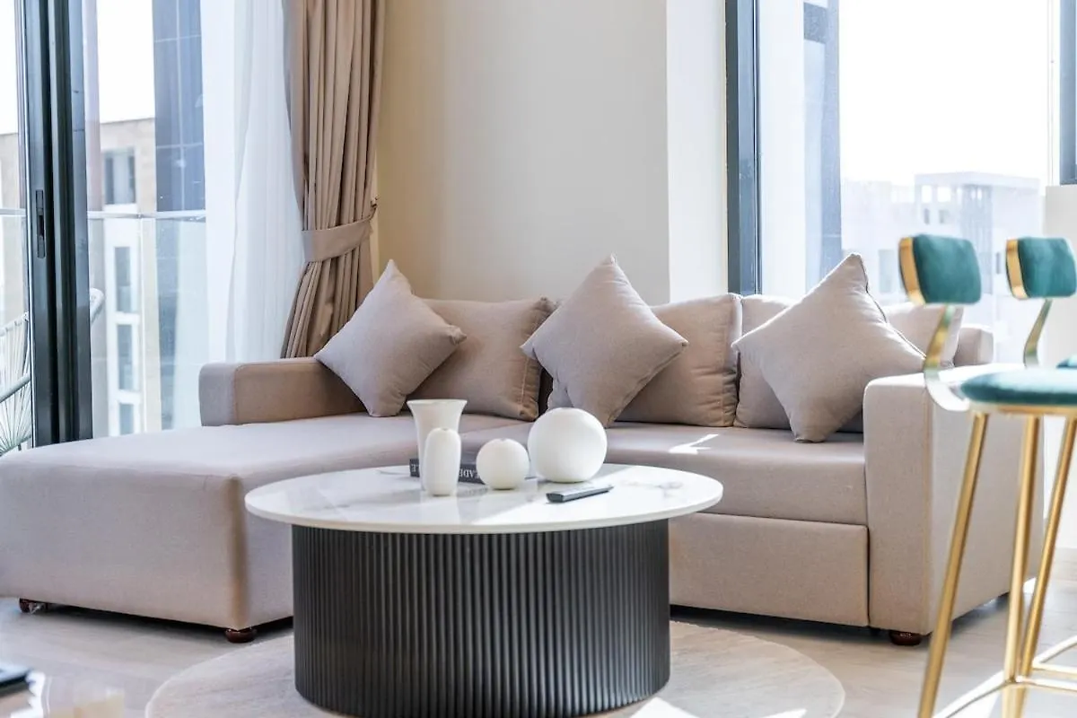 Apartment Elegant 1-Bedroom Perfect For 4 At Azizi Riviera In Meydan One Dubai